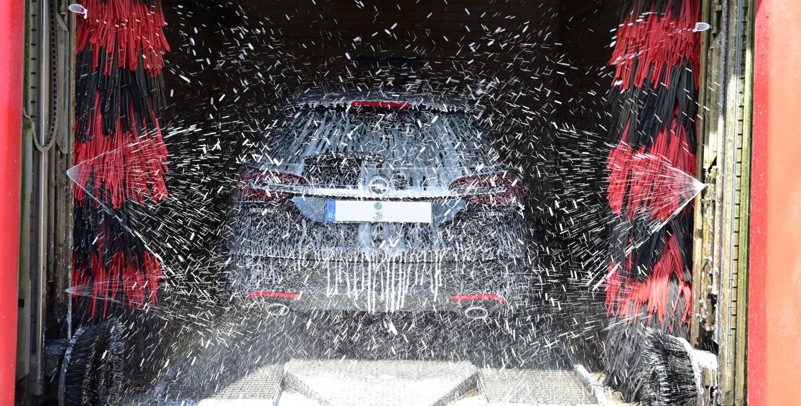 Waschanlage Openl von hinten